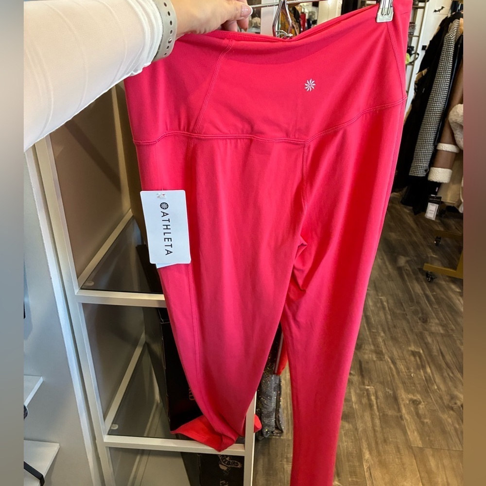 Athleta elation split slim fare coral size L NWT